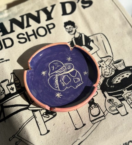 Skull Ashtray (Danny D's Mud Shop)